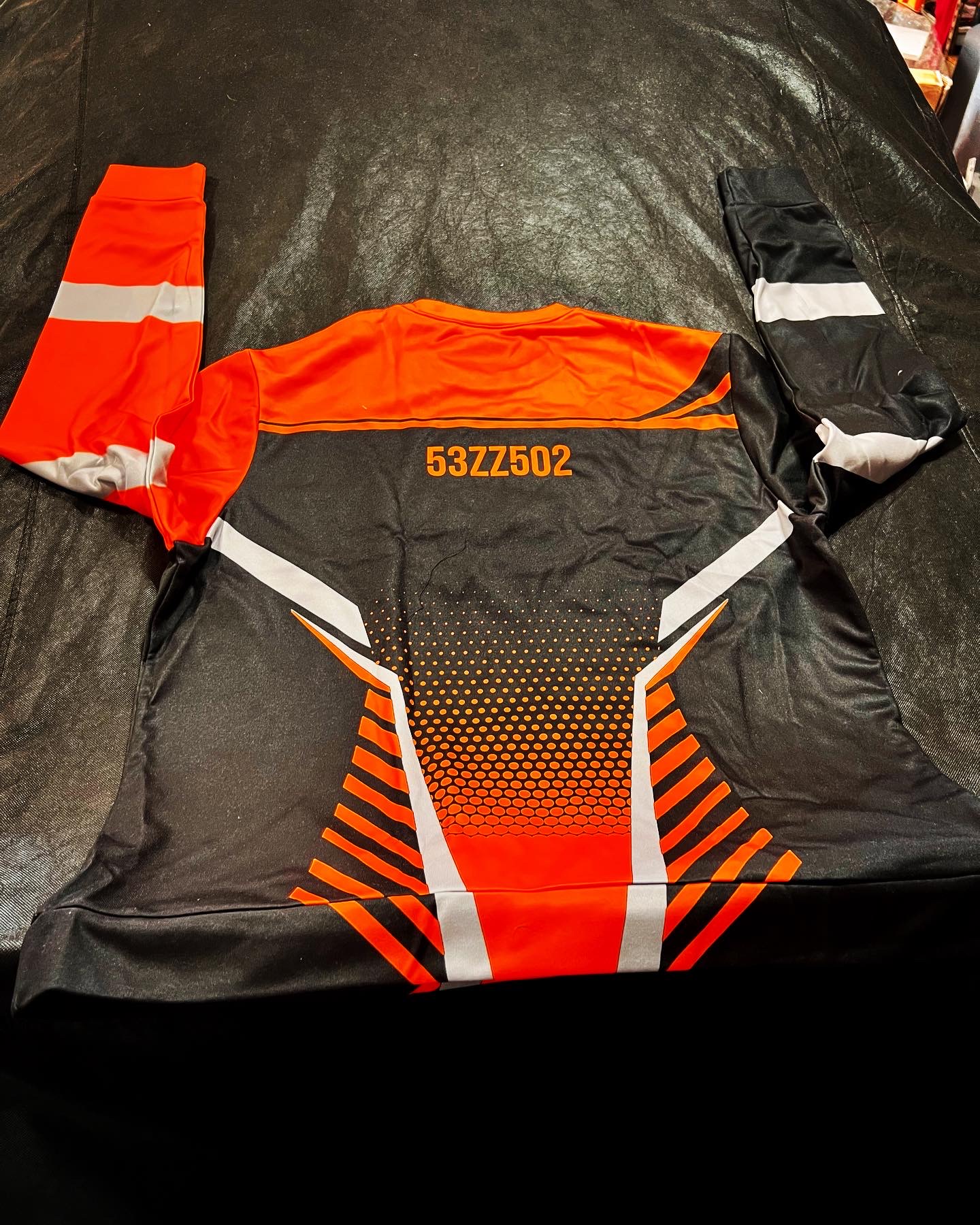 Click to view full screen Custom Text And Logo 3D All Over Printed Clothes DV958 photo review
