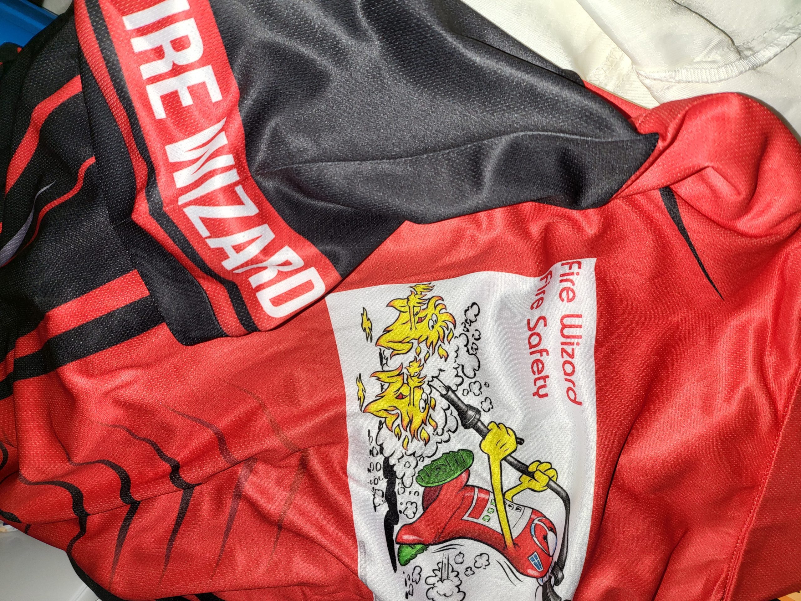 Click to view full screen Custom Text And Logo 3D All Over Printed Clothes AD803 photo review